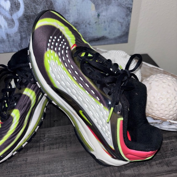 Nike Air Max Deluxe in the Black/Volt/Habanero Red/White SZ 11 - Picture 4 of 8